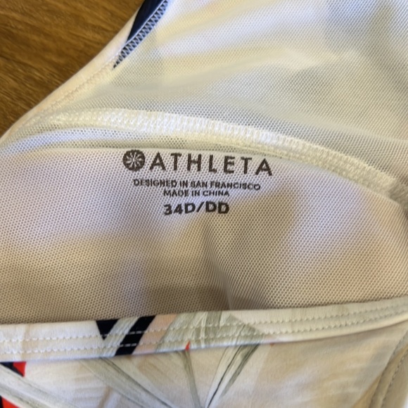 Athleta High Neck Bikini Top in a Print Size 34 D/DD - Picture 3 of 7